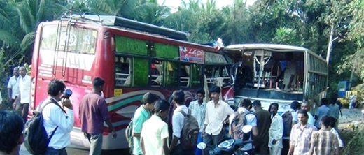 bus accident in kateel 